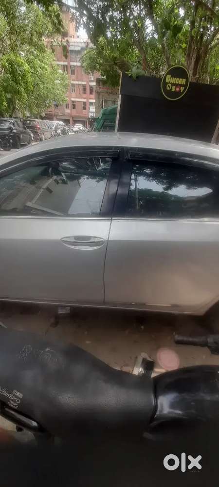 Toyota Corolla Altis