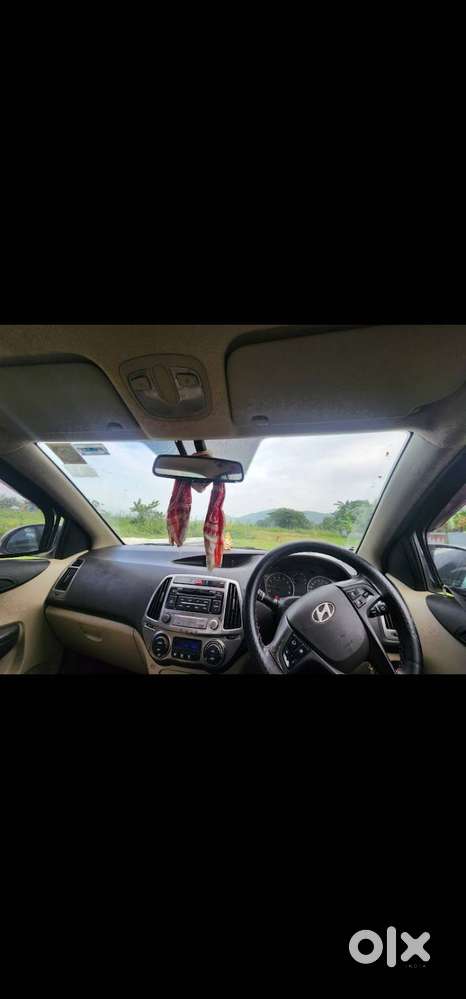 I20 Sportz Model All Features Available.