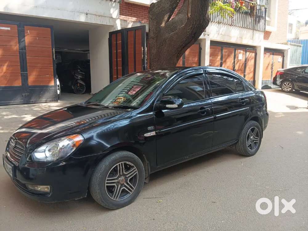 Hyundai Verna CRDi 2007 Manual