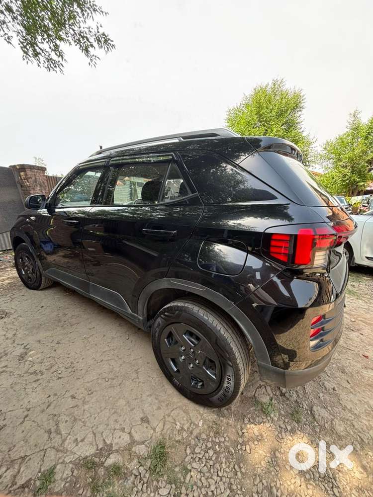 Hyundai Venue E 1.2 Petrol, 2024, Petrol