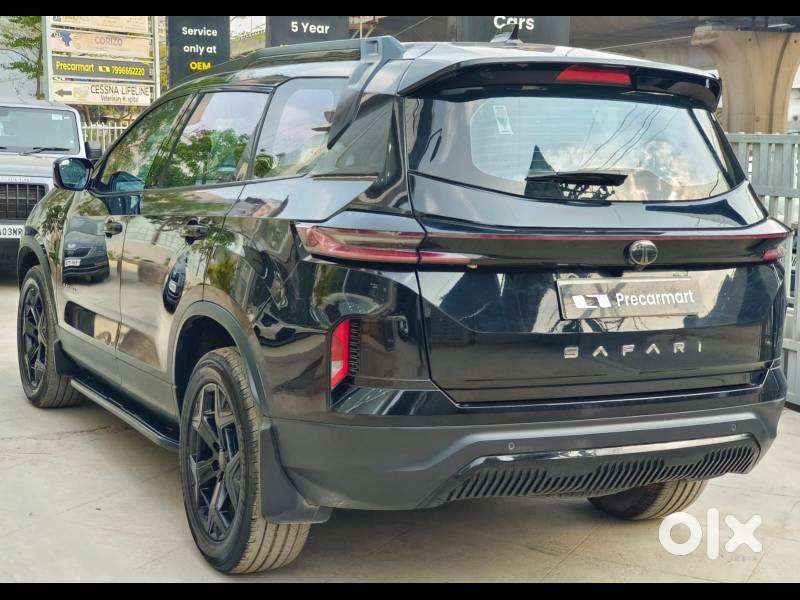 Tata Safari Accomplished Plus 6 Str Dark Edition, 2024, Diesel