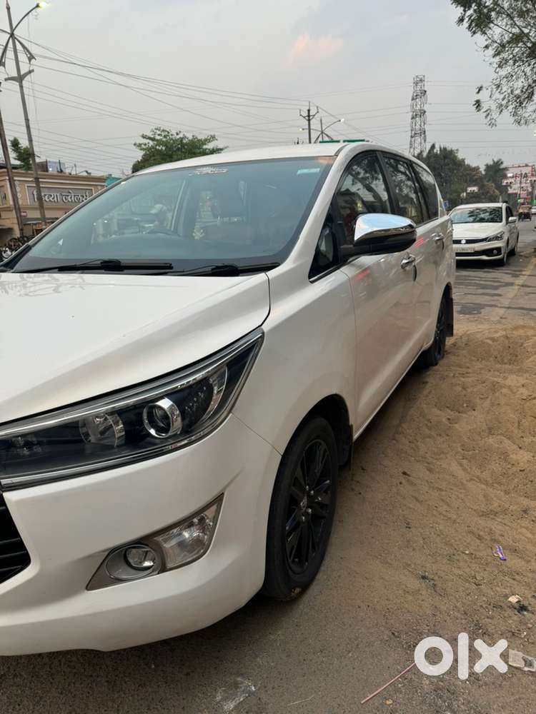 Toyota Innova Crysta 2018 Diesel Well Maintained