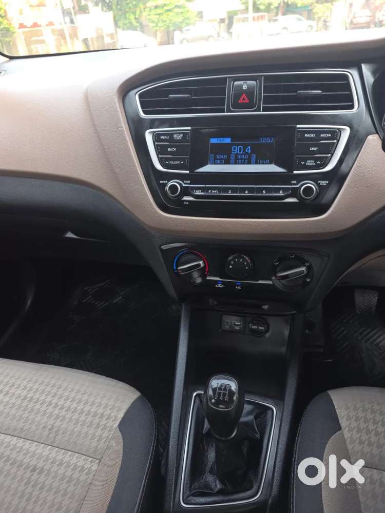 Hyundai Elite I20 [ ] 1.2 Magna Executive, 2018, Petrol