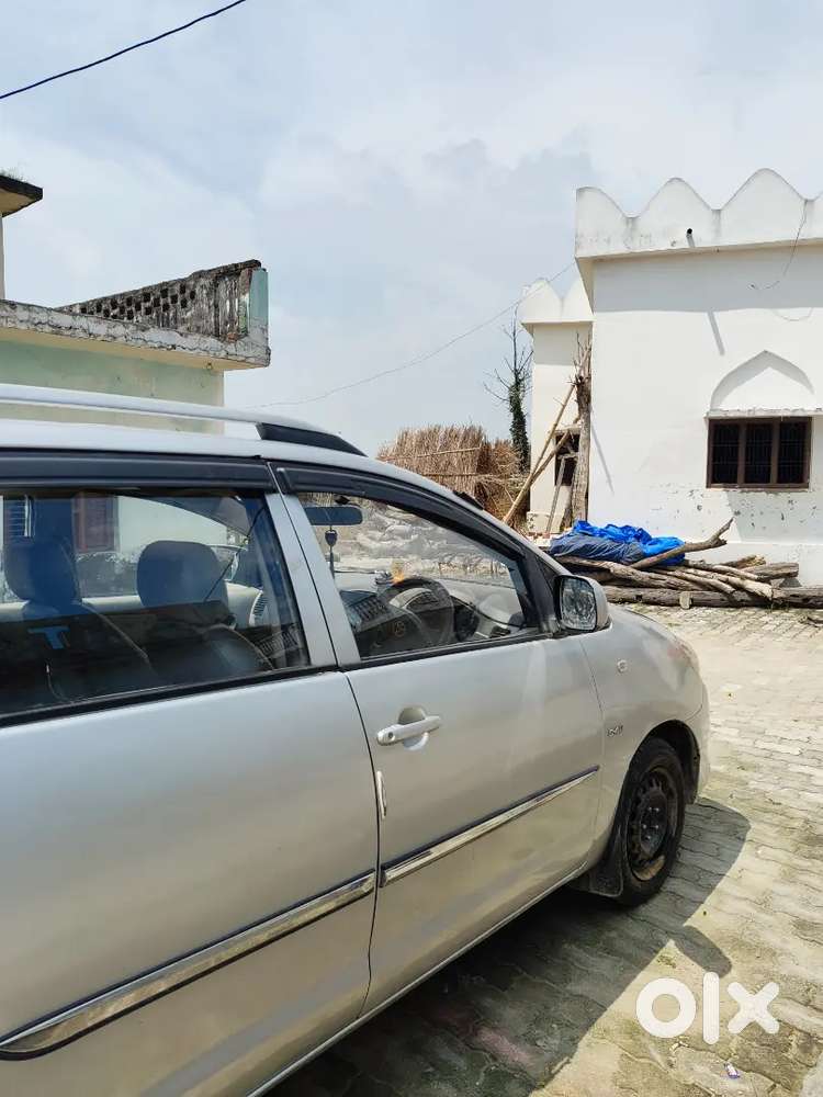 Toyota Innova Diesel 2012 Second Owner
