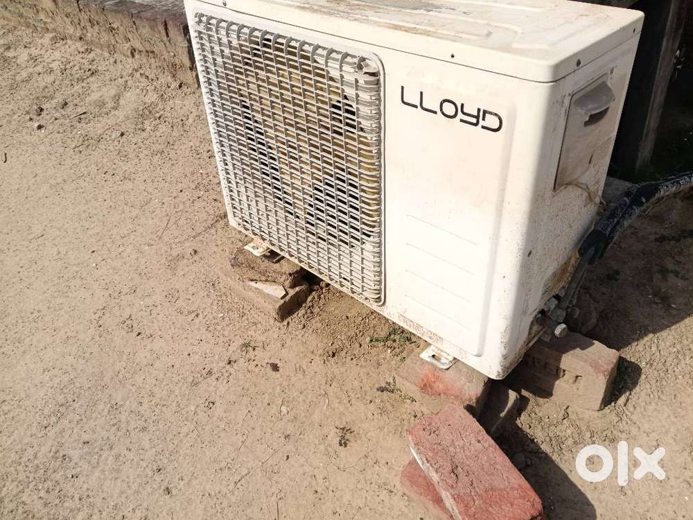 Lloyd AC 1.5 ton