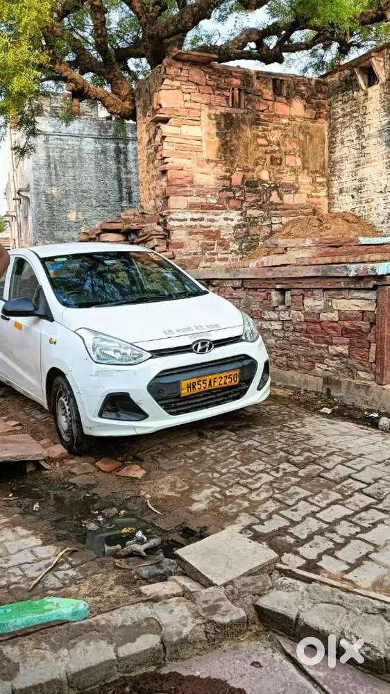 Hyundai Xcent Base 2019