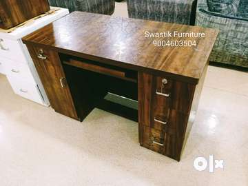 Office table on sale price olx