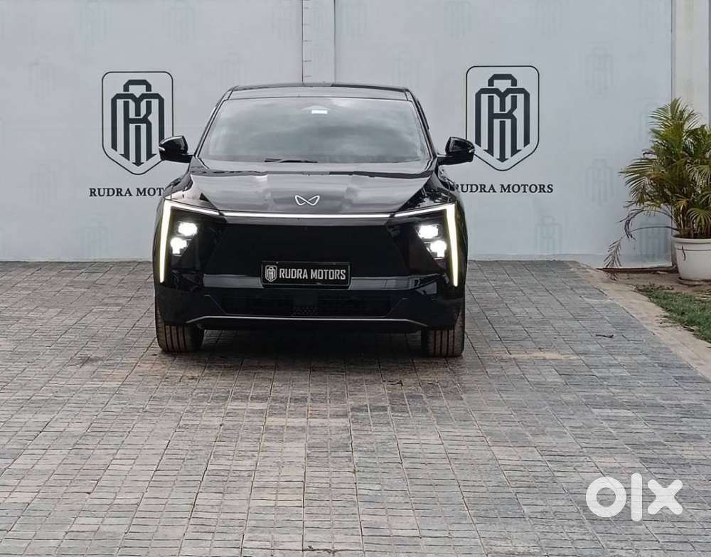 Mahindra Xev 9e Pack Three (top Model), 2025, Electric