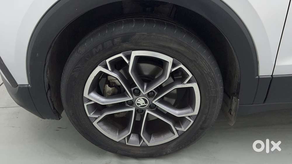 Skoda Kushaq 1.5 Tsi Style, 2022, Petrol