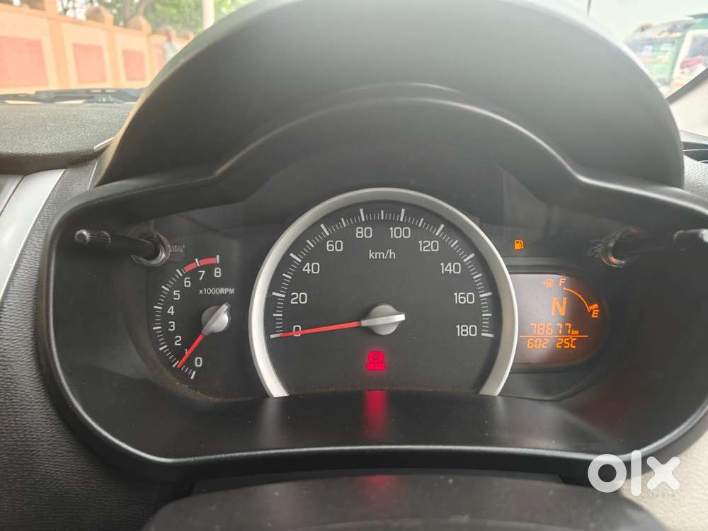 Maruti Suzuki Celerio Vxi At Optional, 2014, Petrol