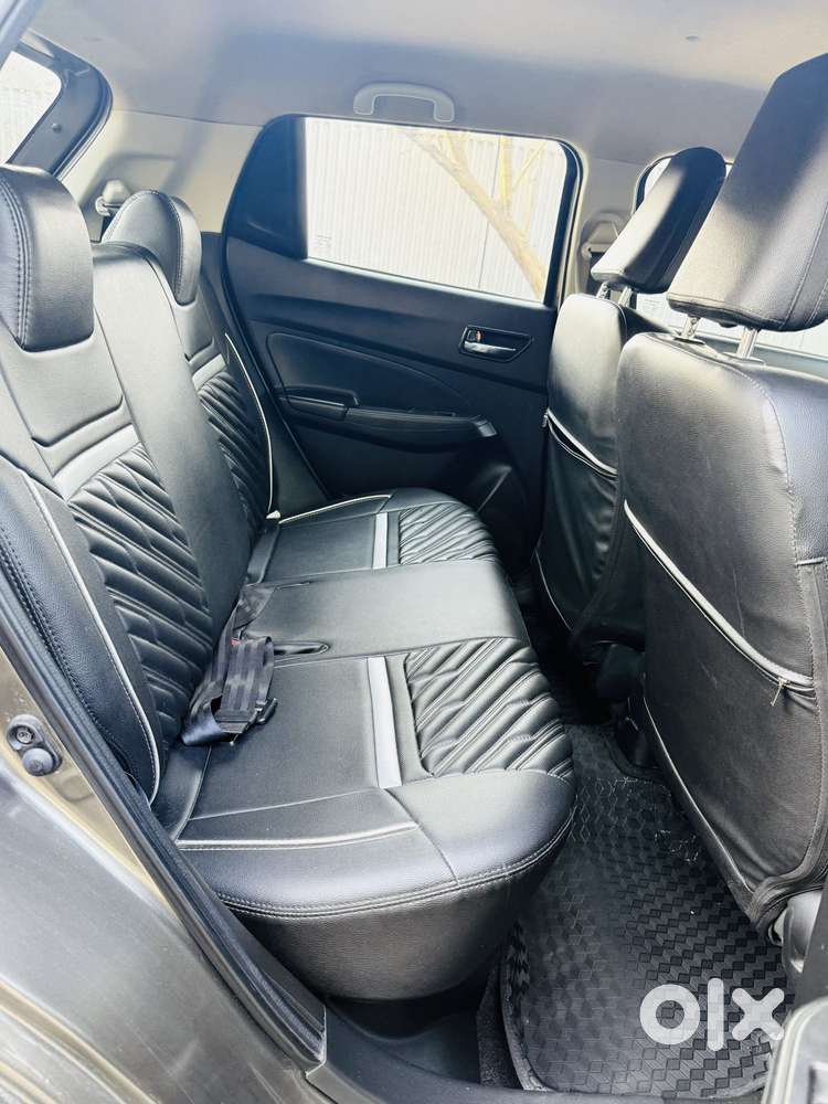 Maruti Suzuki Swift Vxi + Manual, 2023, Petrol
