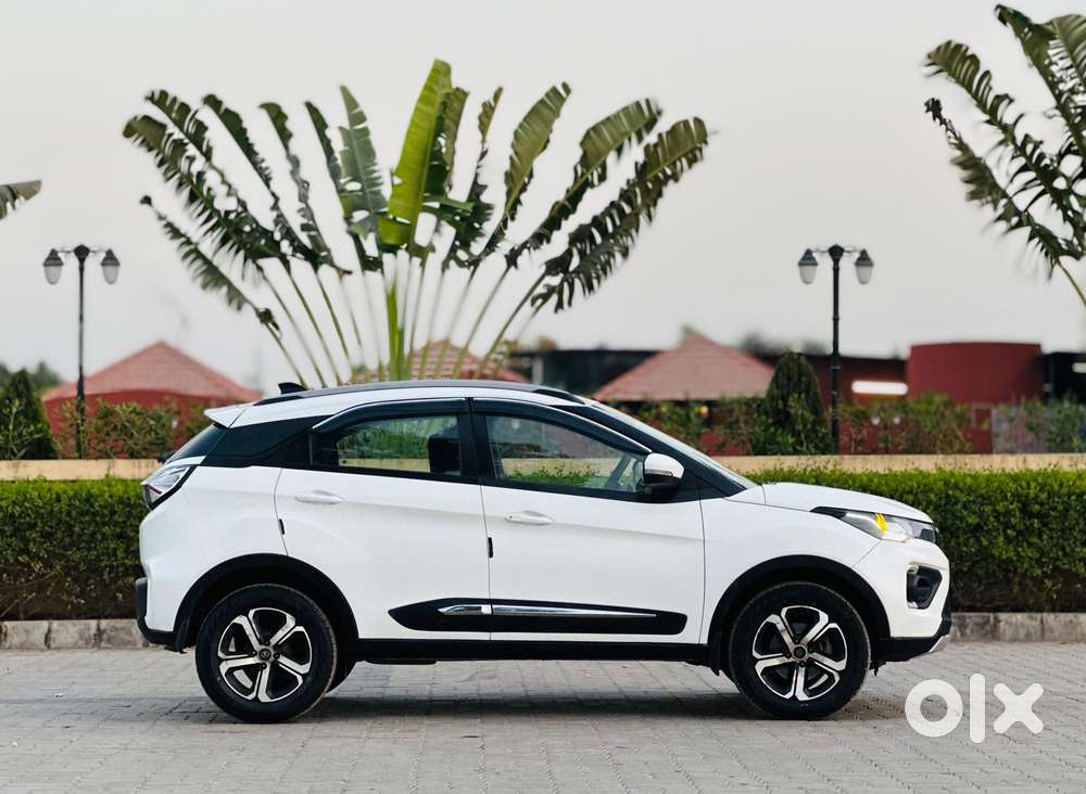 Tata Nexon Xz Plus (hs), 2023, Diesel