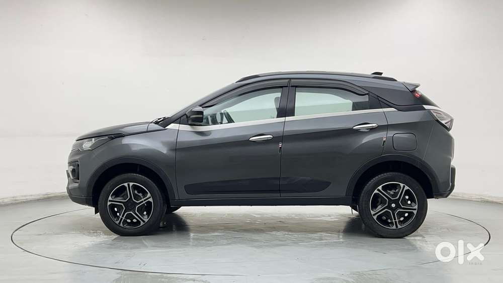 Tata Nexon 1.2 Revotron Xma Amt (s), 2022, Petrol