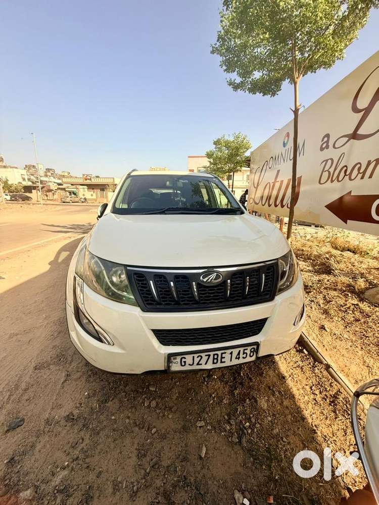 Xuv500 Businessman Car