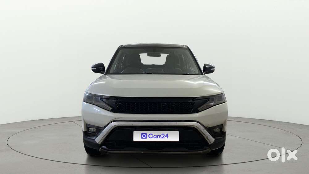 Maruti Suzuki Vitara Brezza 1.5 Vxi At, 2023, Petrol