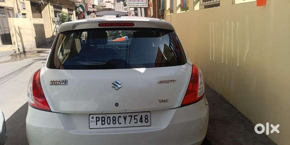 Maruti Suzuki Swift 2016 Diesel 98000 Km Driven