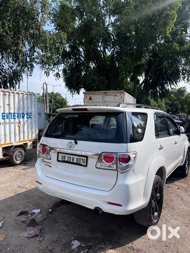 Toyota Fortuner Diesel 2011