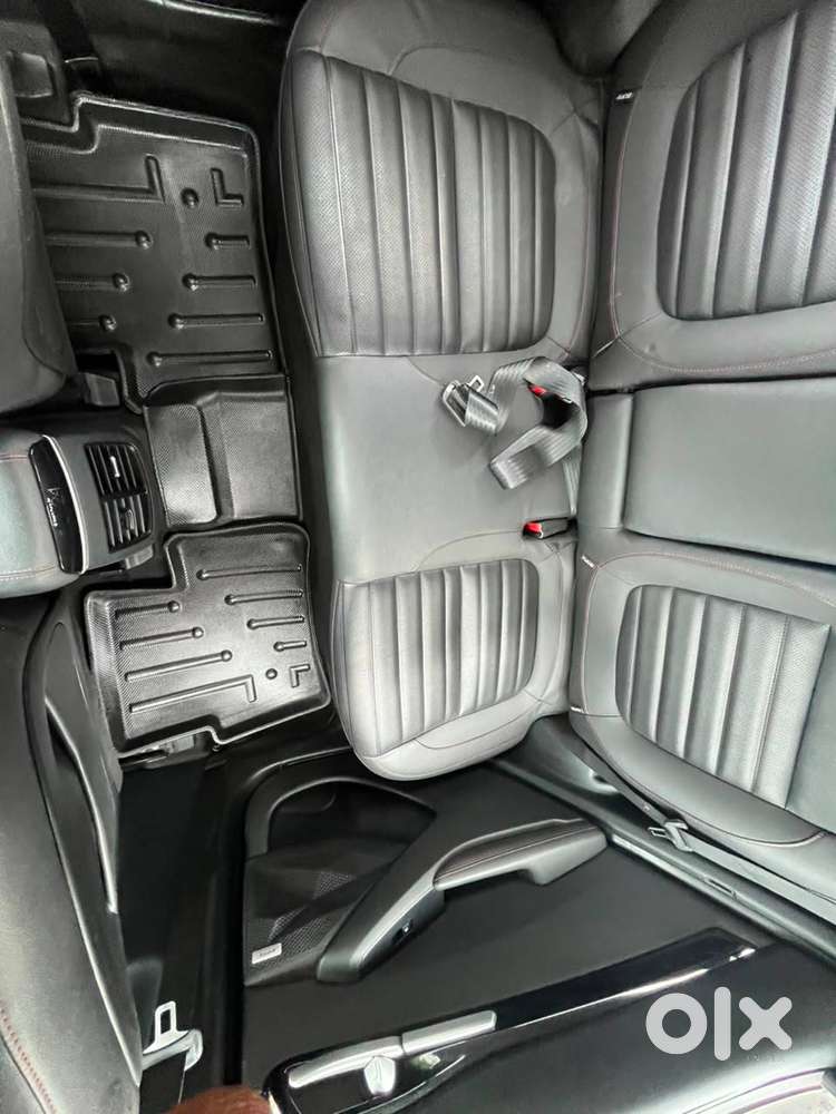 Kia Seltos 1.5 Gtx+automatic  Full Option Gt-line  At 2001 Make
