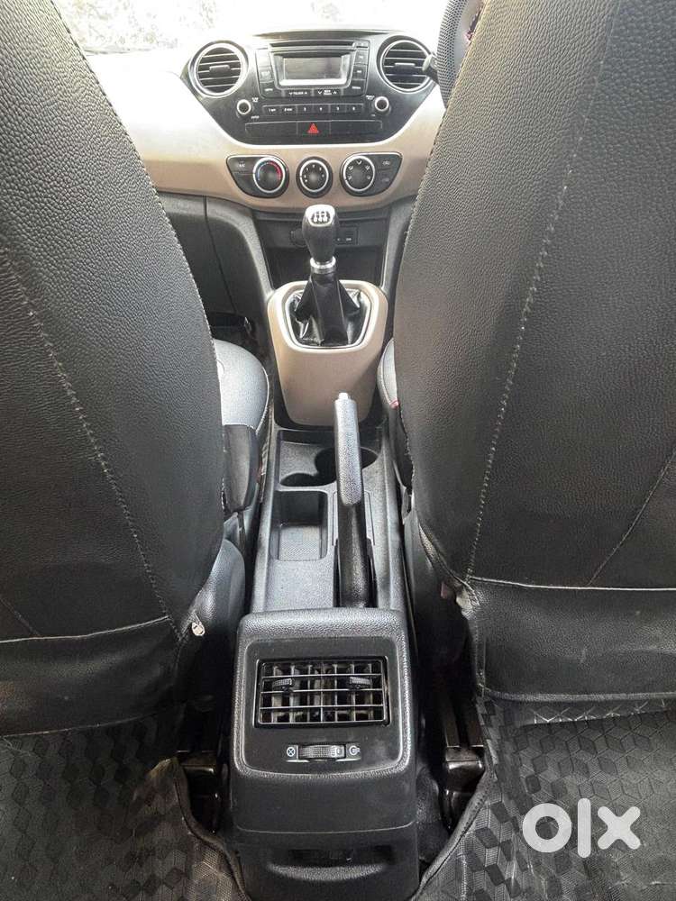 Hyundai Grand I10 2013-2016 Sportz, 2015, Petrol