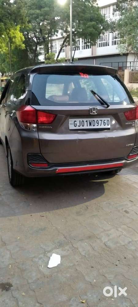 Honda Mobilio V Diesel 2014  Family Car अच्छी Condition -urgent Sale