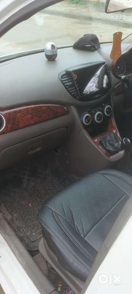 Hyundai I10 Gls Petrol 2012