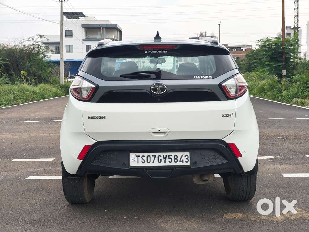 Tata Nexon Amt Xza Plus, 2019, Petrol