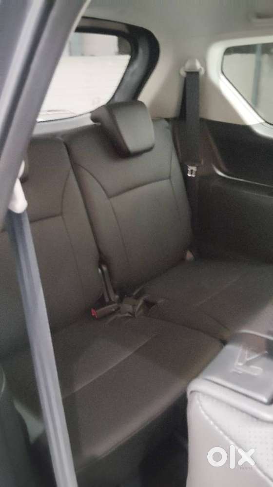 Maruti Suzuki Xl6 Alpha, 2022, Petrol