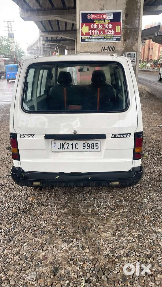 Maruti Suzuki Omni 2017 Petrol Well Maintained