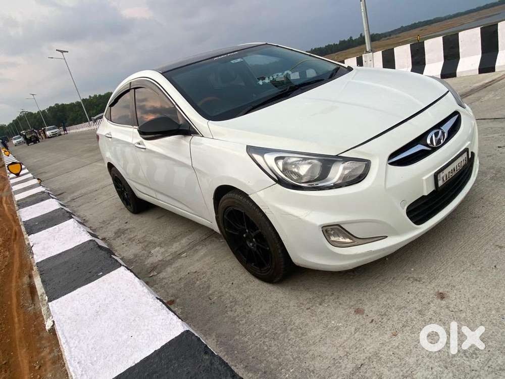 Hyundai Fluidic Verna 2013