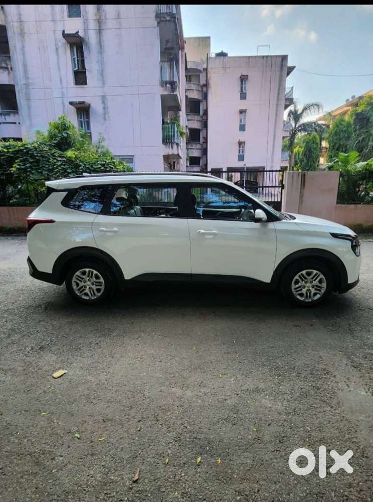 Kia Carens 1.4 Prestige 7 Str, 2023, Petrol