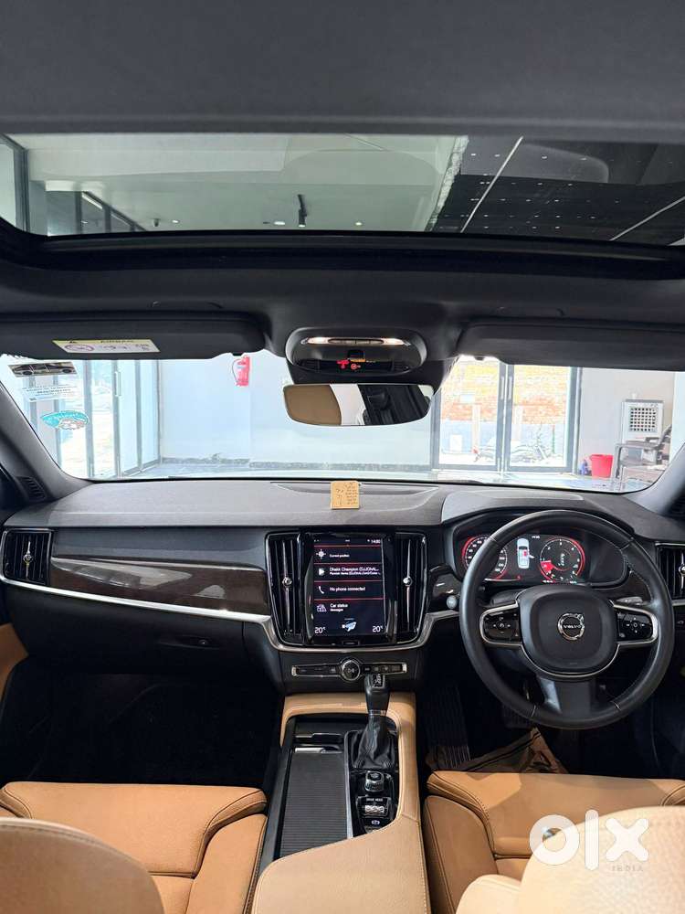 Volvo S90 D4 Momentum, 2019, Diesel