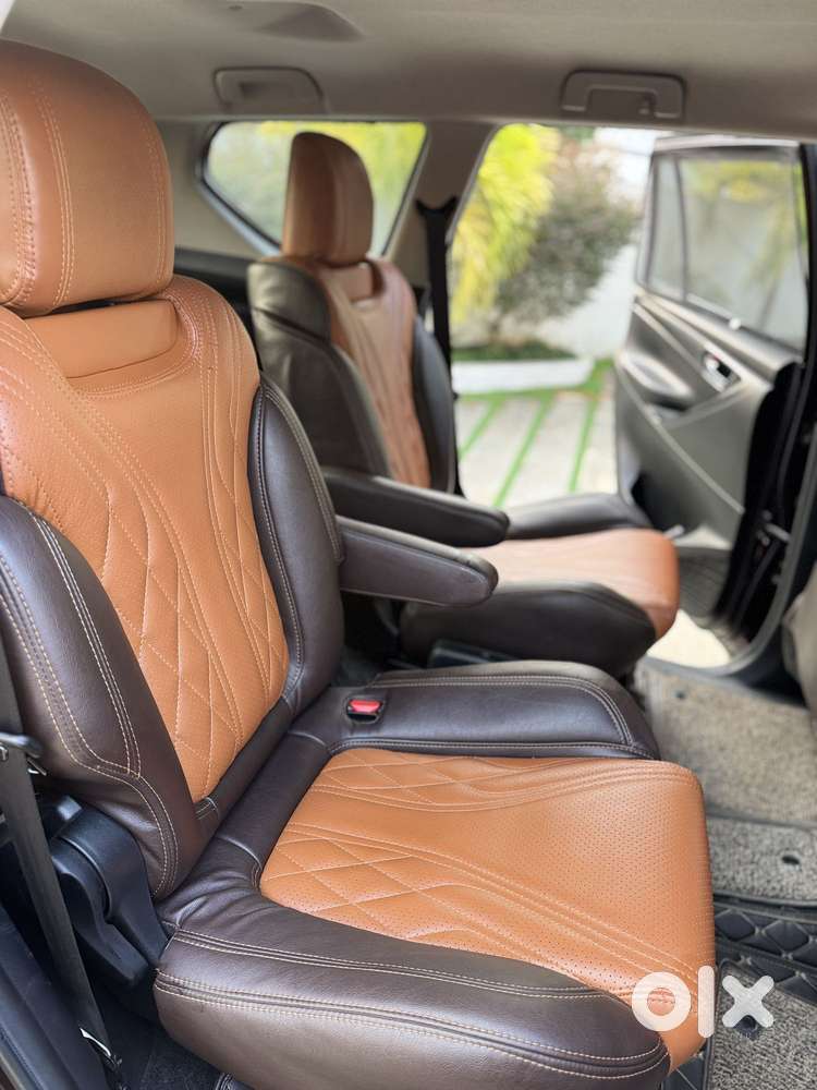 Toyota Innova Crysta 2.4 Gx Limited Edition At 7 Str, 2021, Diesel