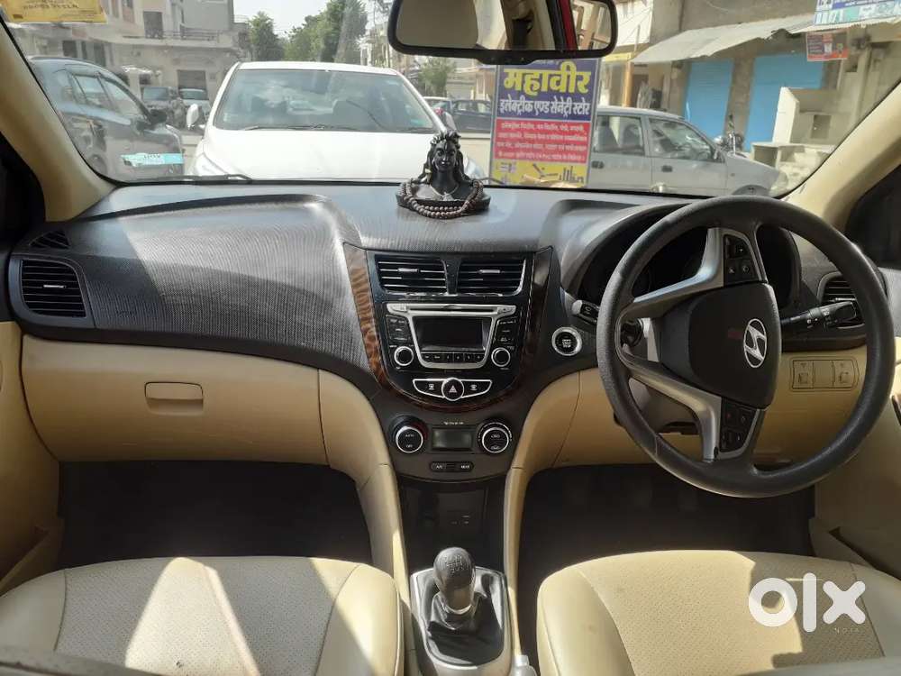Hyundai Verna 2015 Diesel 120000 Km Driven