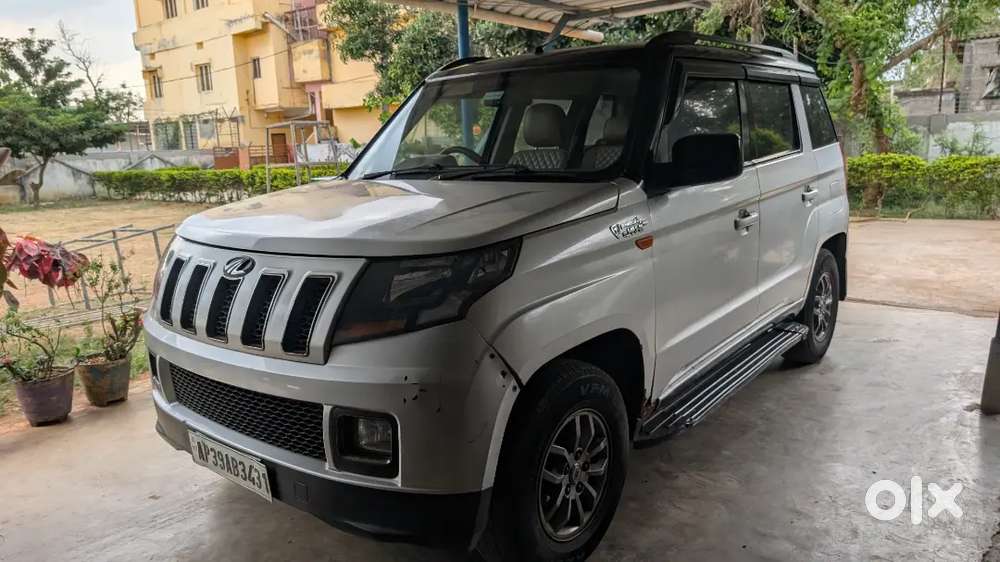 Vehicle Is Maintained By The Showroom Track. No Accident