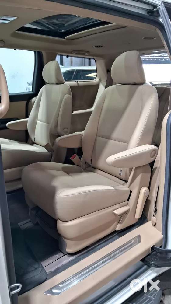 Kia Carnival Prestige, 2020, Diesel