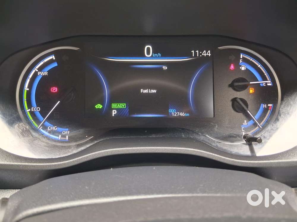 Toyota Innova Hycross 2.0 Vx Hybrid 7 Str, 2023, Petrol