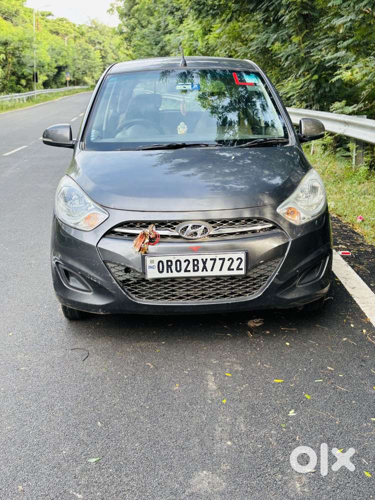 Hyundai I10 Sportz At, 2012, Petrol