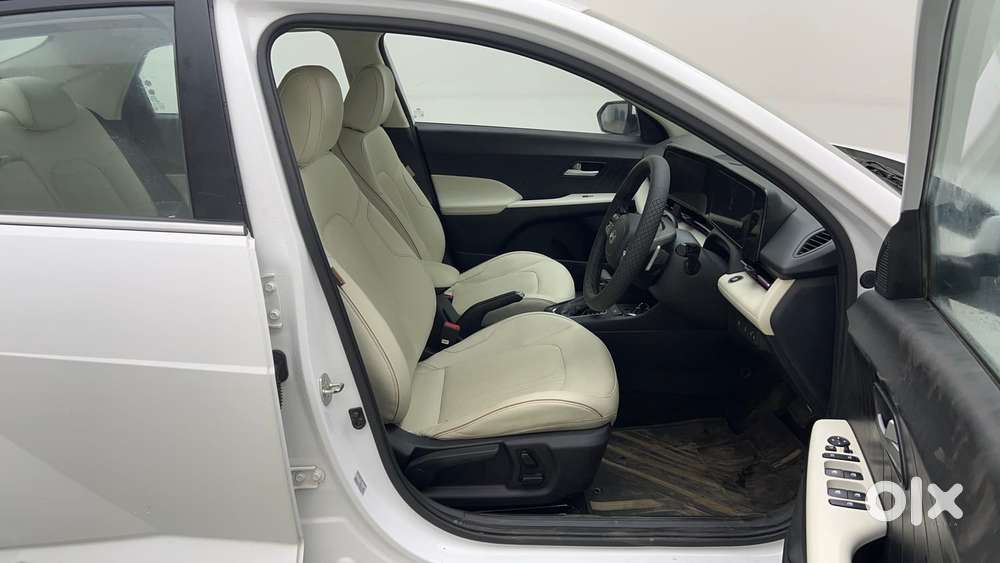 Hyundai Verna Sx 1.5 Petrol Ivt, 2023, Petrol