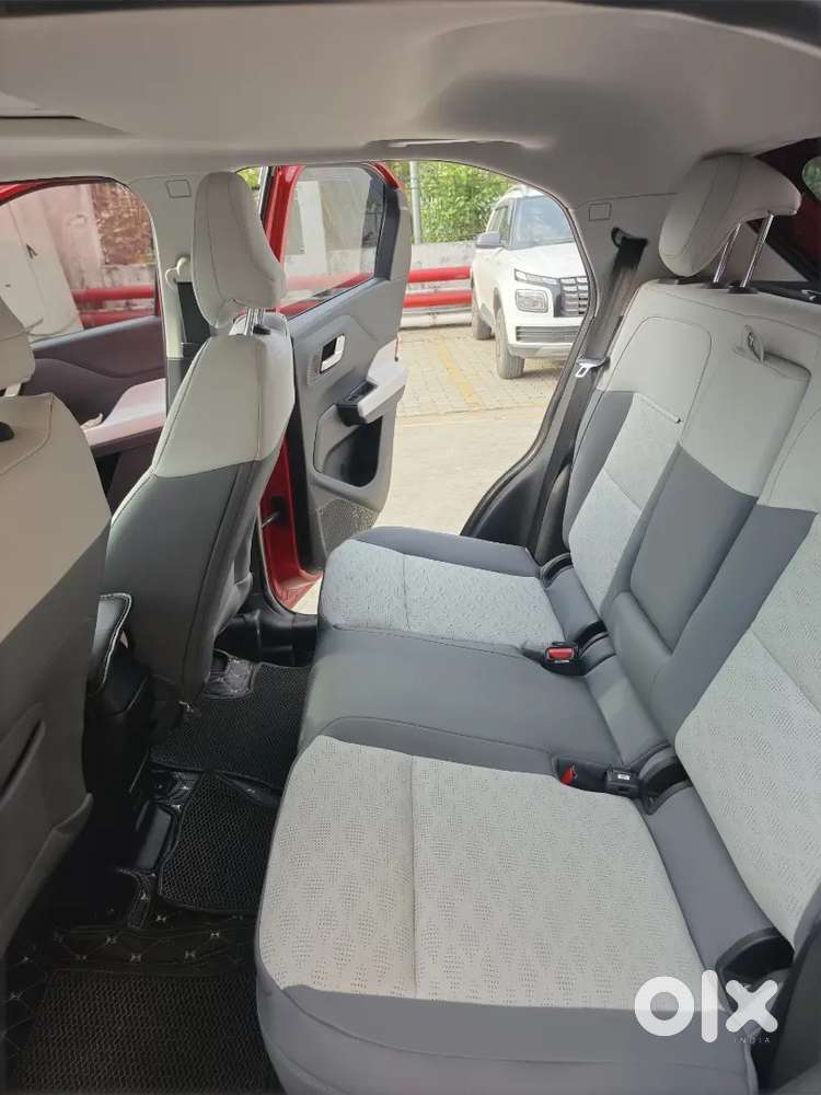 Tata Punch Ev Topend - Sunroof Ventilated Seats 420 Kms Range