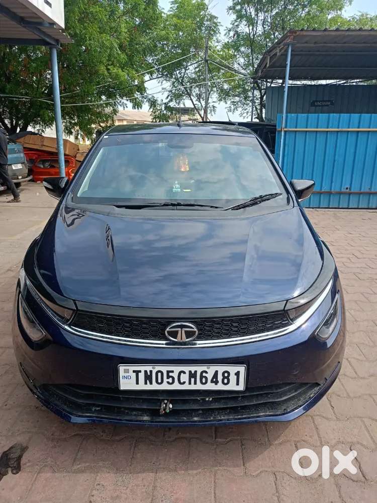 Tata Altroz Dca Automatic (2023) &ndash; Self Drive Rental  Madurai