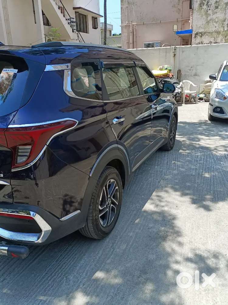 Kia Carens 2024 Petrol 14000 Km Driven