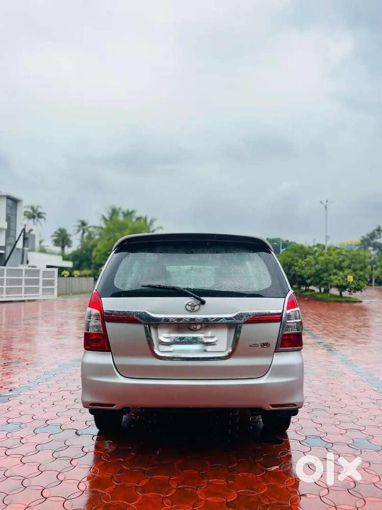 Toyota Innova 2.5 Vx 2014