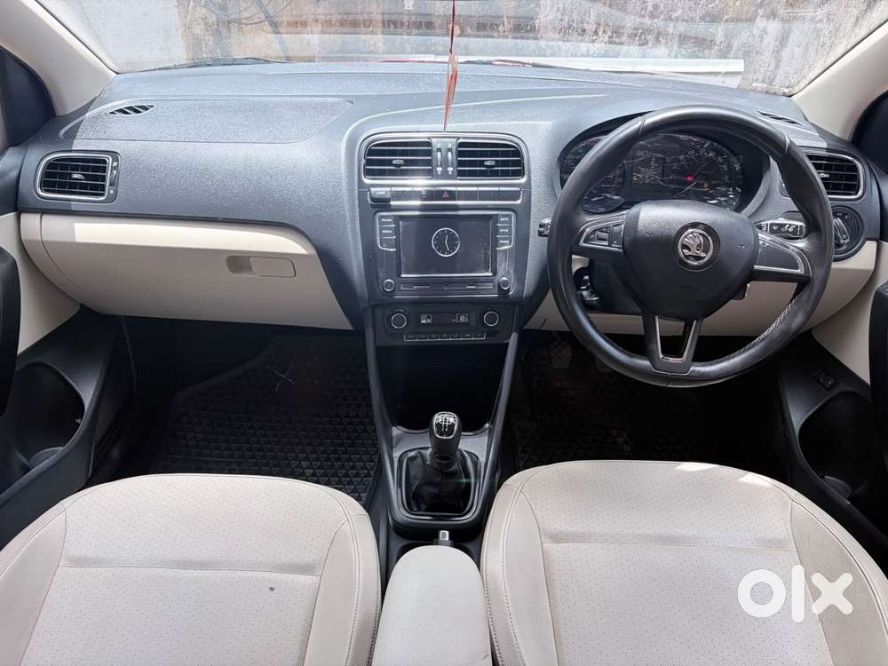 Skoda Rapid 1.6 Mpi Style Plus Black Package, 2017, Petrol