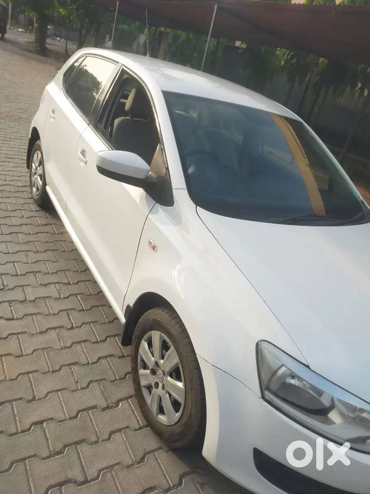 Petrol Polo 1st Owner Only 45000 Km Driven Brand New Tyres New Car