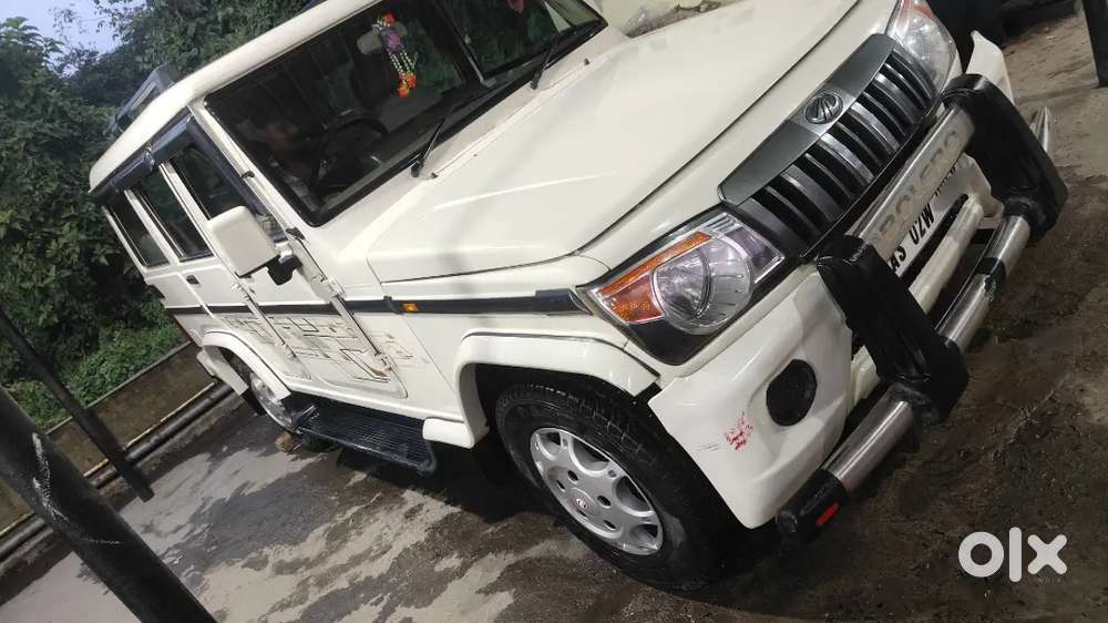 Mahindra Bolero 2018 Diesel 99999 Km Driven
