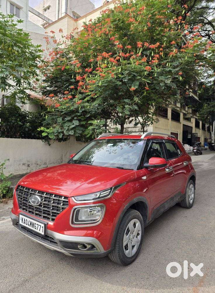 Hyundai Venue S 1.2 Petrol, 2019, Petrol