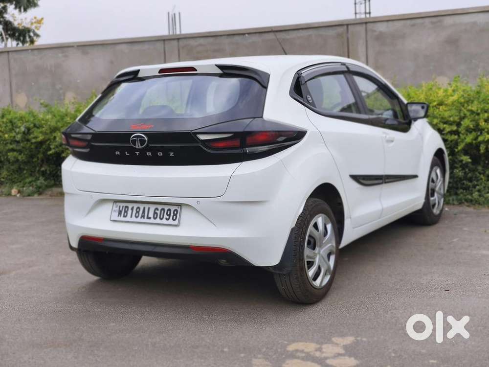 Tata Altroz 2024 Petrol 7347 Km Driven
