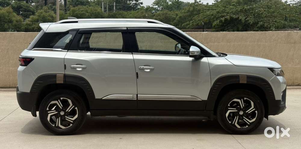 Maruti Suzuki Brezza 1.5 Zxi Smart Hybrid, 2022, Petrol