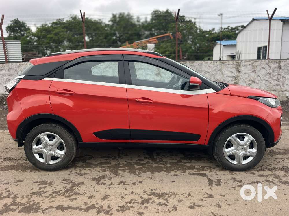 Tata Nexon 1.2 Revotron Xma Amt, 2021, Petrol