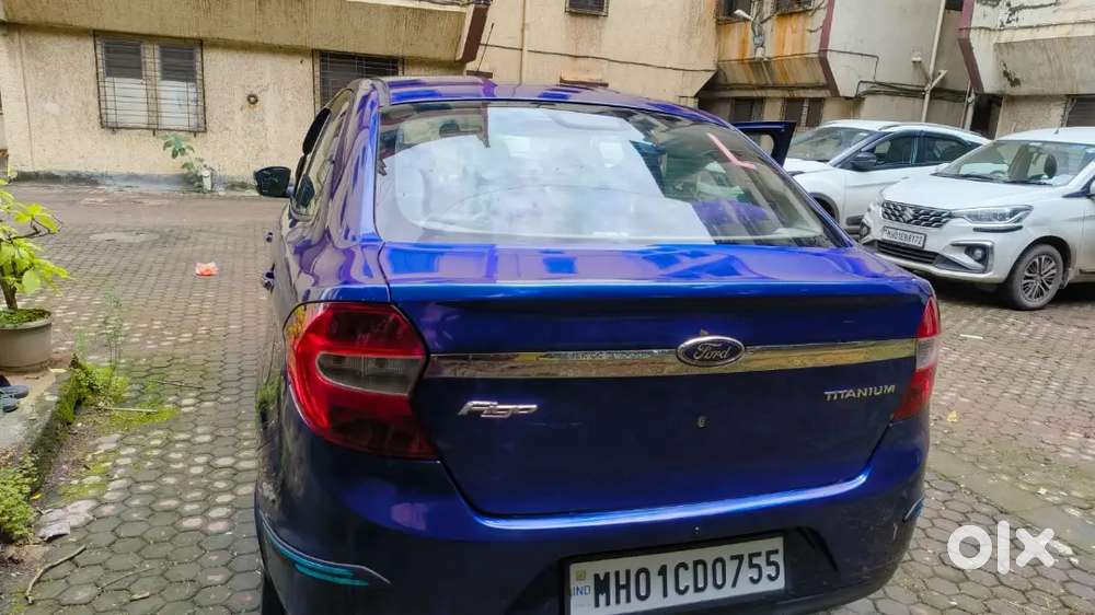Ford Aspire Titatinium 2015